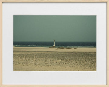 Ivailo Stanev-Álvarez-RED SEA-13:18-40x50 cm-limited editions-Monochrome Hub-Gallery for Fine Art Photography