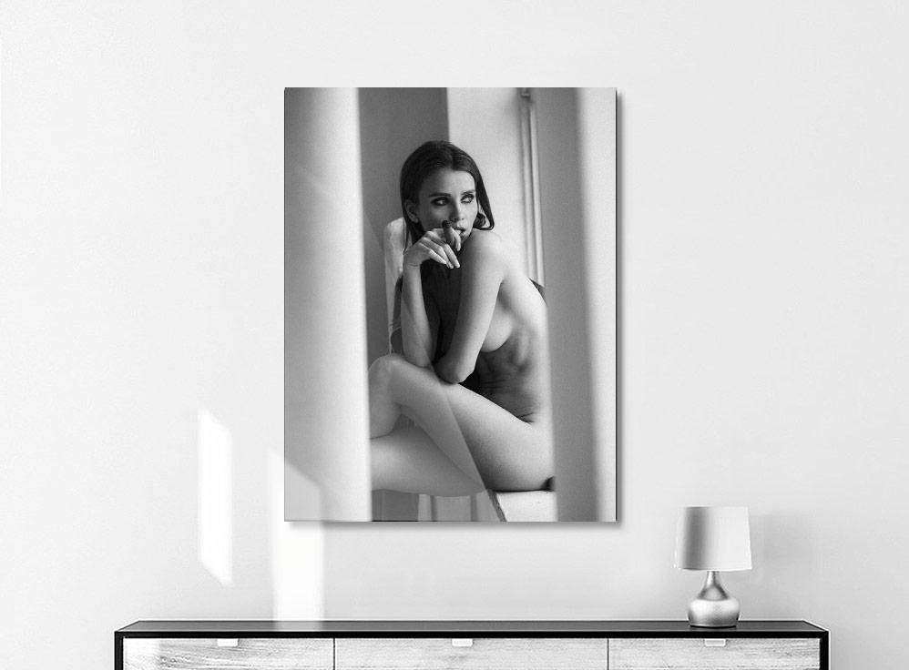 Sacha Leyendecker-Smoking Break-I-80x100 cm-limited editions-Monochrome Hub-Gallery for Fine Art Photography