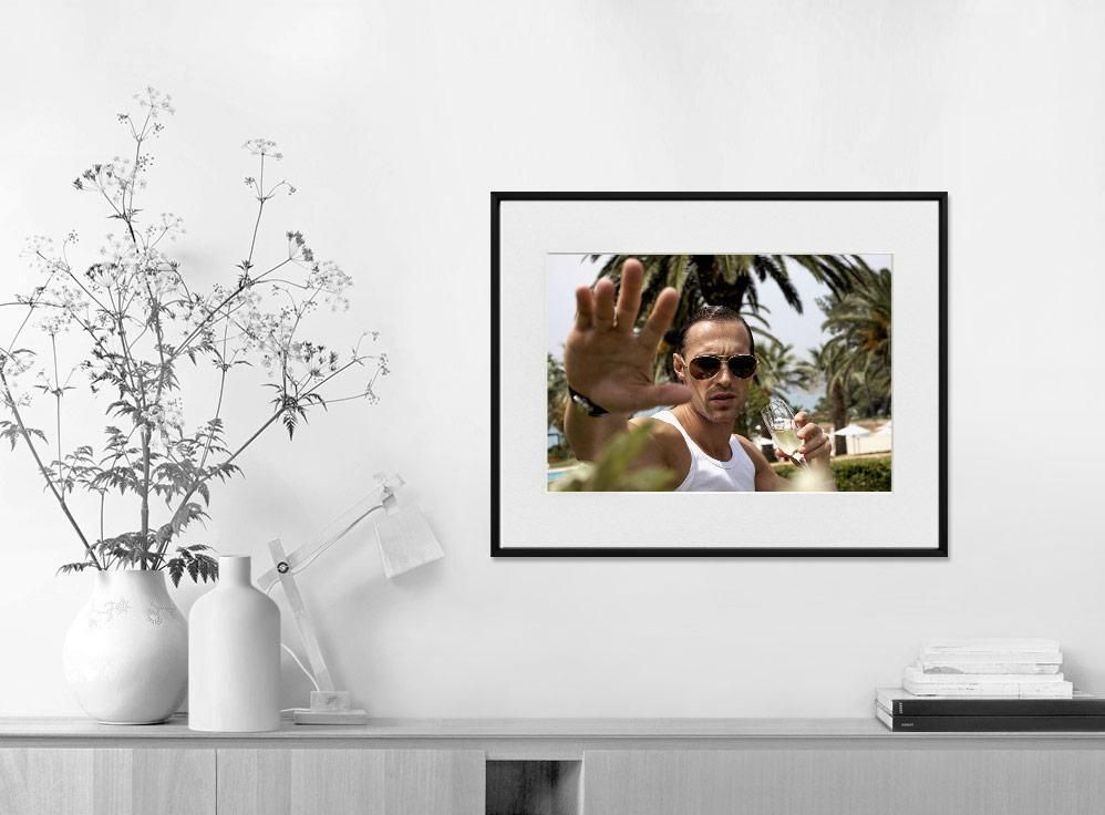Alexander Osenski-PAPARAZZI-40x50 cm-limited editions-Monochrome Hub-Gallery for Fine Art Photography