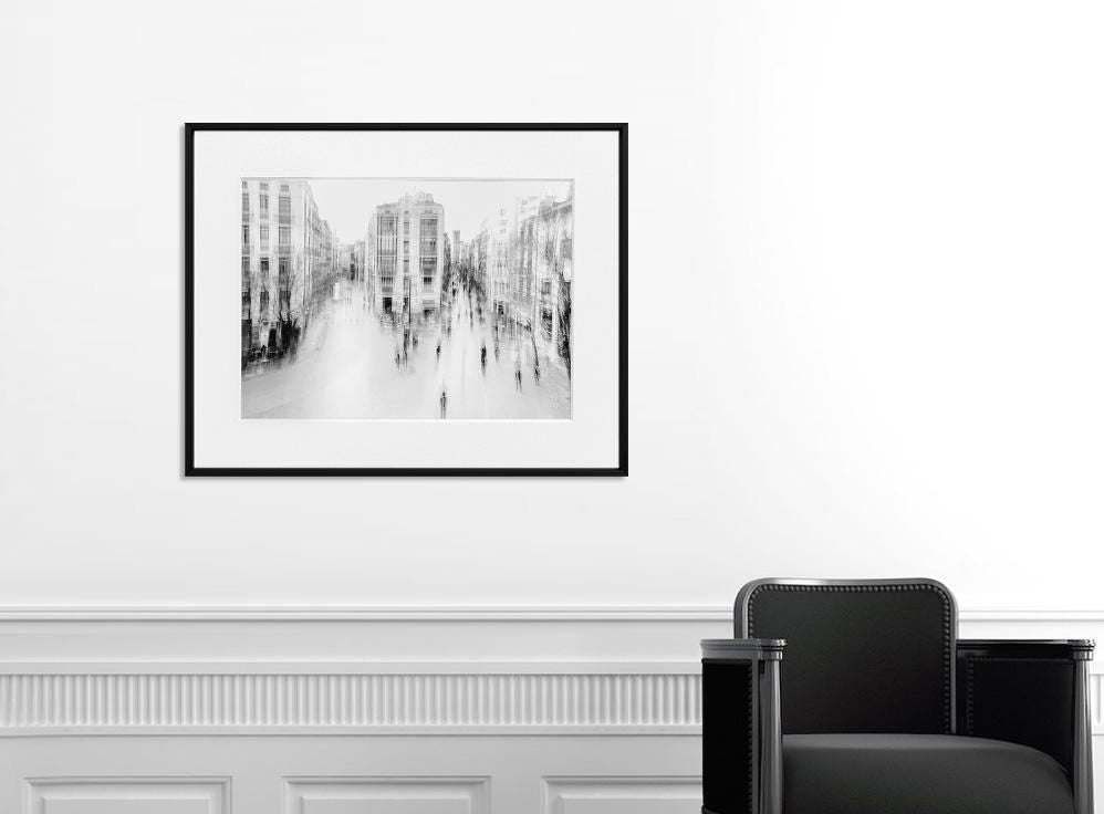 Ivailo Stanev-Álvarez-E#Motion-La calle-Spain-40x50 cm-limited editions-Monochrome Hub-Gallery for Fine Art Photography