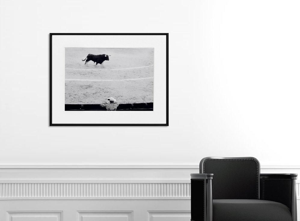 Ivailo Stanev-Álvarez-TORO-B&W-VALENCIA-II--limited editions-Monochrome Hub-Gallery for Fine Art Photography