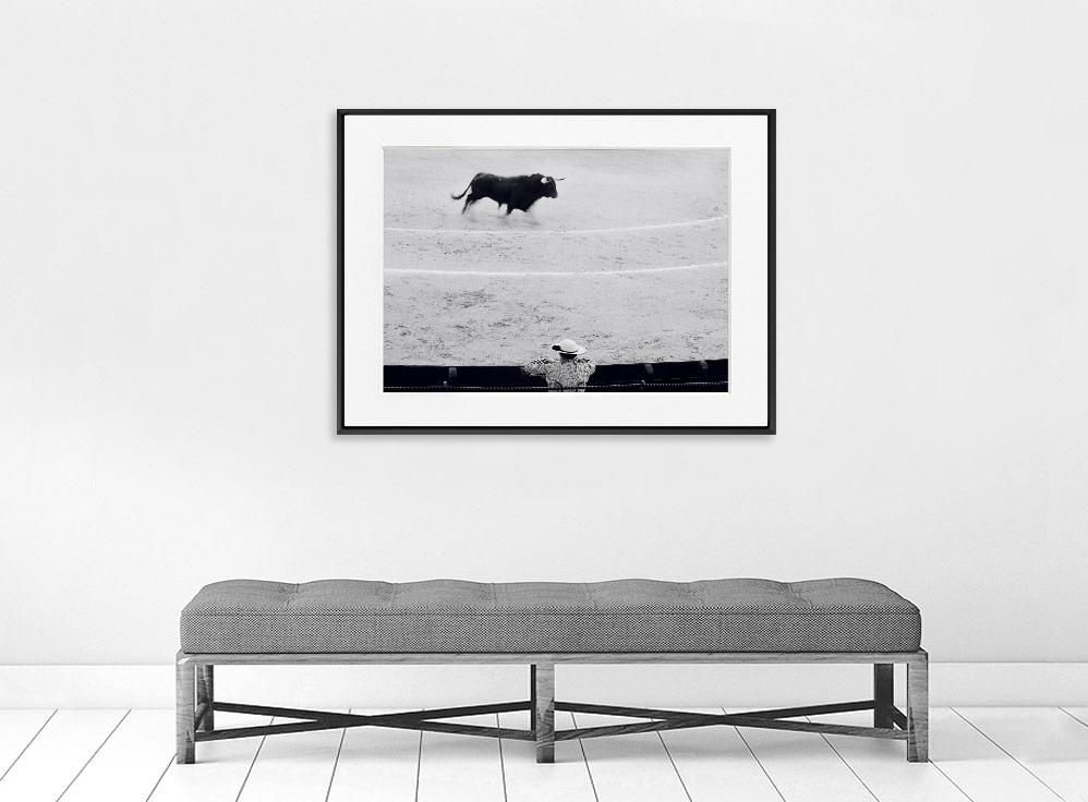 Ivailo Stanev-Álvarez-TORO-B&W-VALENCIA-II-70x100 cm-limited editions-Monochrome Hub-Gallery for Fine Art Photography