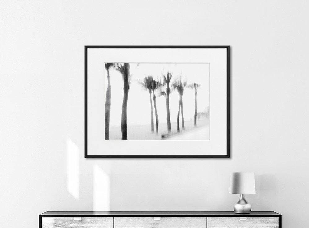 Ivailo Stanev-Álvarez-La Playa Alicante-60x80 cm-limited editions-Monochrome Hub-Gallery for Fine Art Photography