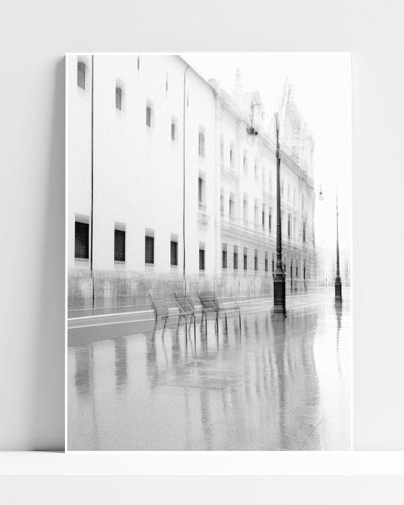 Ivailo Stanev-Álvarez-E#Motion-La calle-PRINT ONLY-42x60 cm-limited editions-Monochrome Hub-Gallery for Fine Art Photography