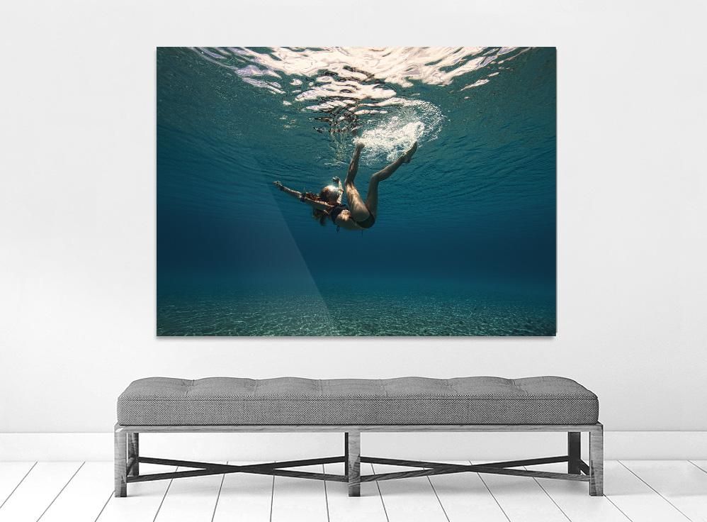 Ivailo Stanev-Álvarez-Confusion, underwater-100x150 cm-limited editions-Monochrome Hub-Gallery for Fine Art Photography