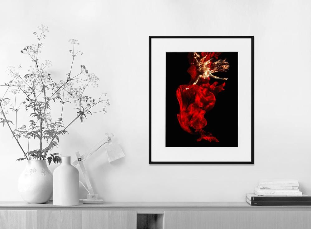 Ivailo Stanev-Álvarez-Red fashion-40x50 cm-limited editions-Monochrome Hub-Gallery for Fine Art Photography
