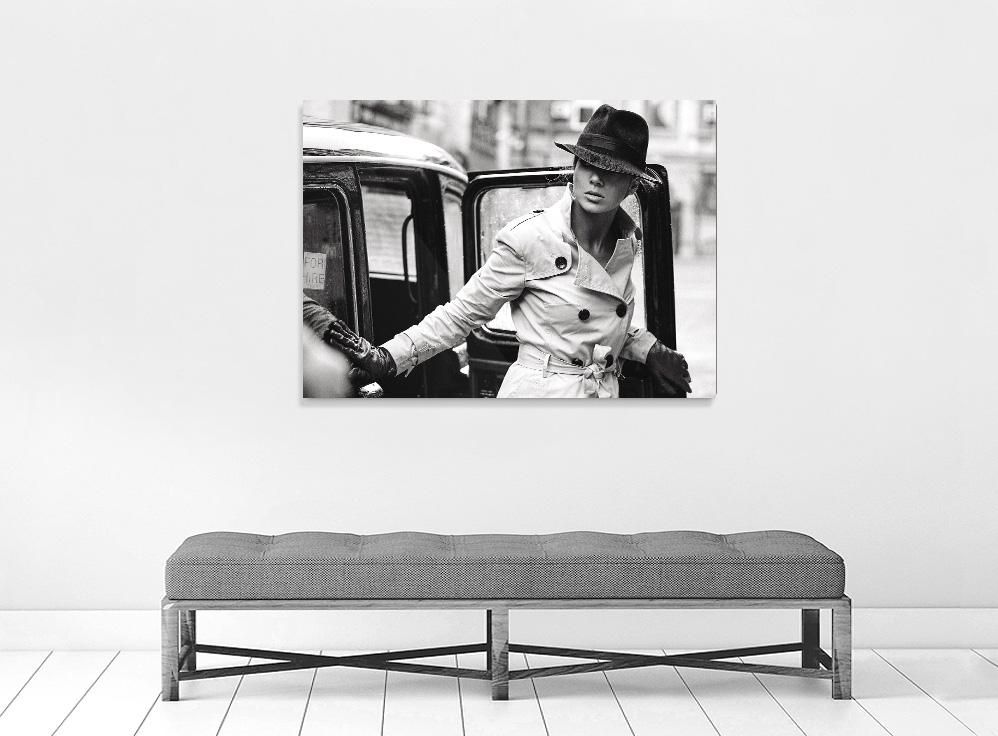 Ivailo Stanev-Álvarez-PORTRAIT IN LONDON-80x100 cm-limited editions-Monochrome Hub-Gallery for Fine Art Photography