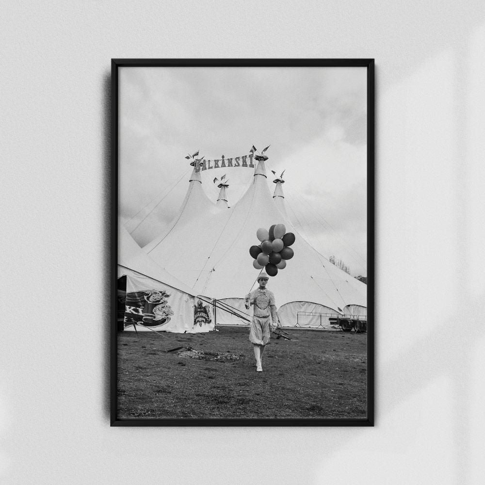 Monochrome Hub-THE CLOWN-40x60 cm-posters-Monochrome Hub-Gallery for Fine Art Photography