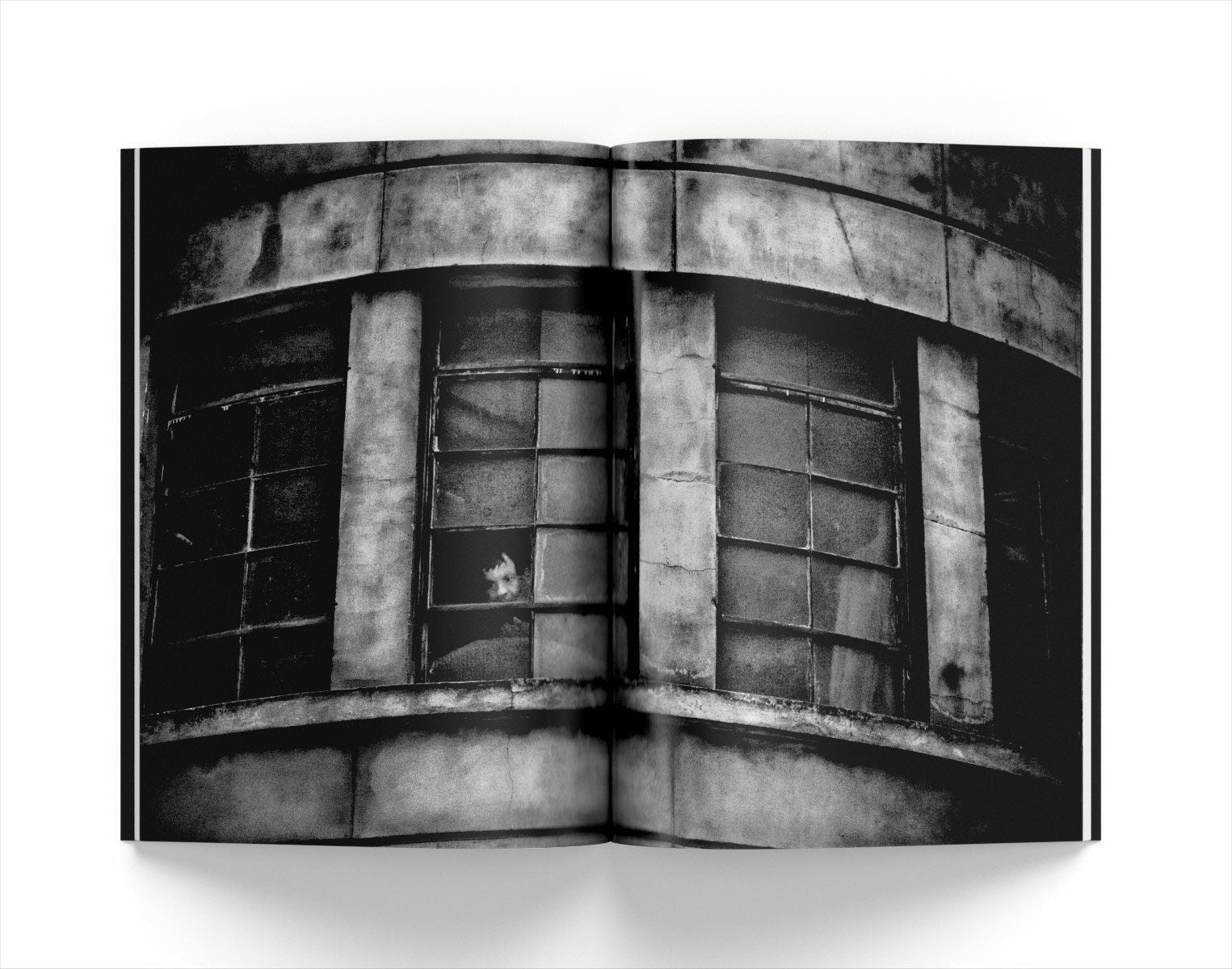 R.Dávila & D.Bustamante-Nubes de un cielo que no cambia--Books-Monochrome Hub-Gallery for Fine Art Photography