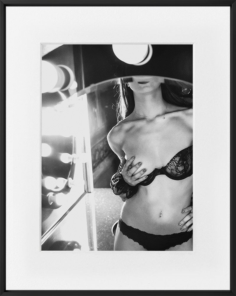 RED POINT: Playmate 2016