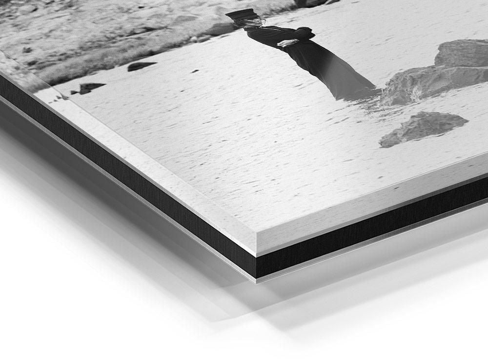 Alexander Osenski-EVA--limited editions-Monochrome Hub-Gallery for Fine Art Photography