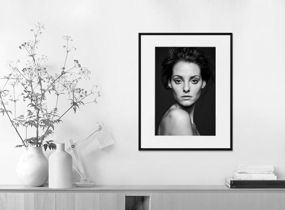 Alexander Osenski-GIA-PORTRAIT--limited editions-Monochrome Hub-Gallery for Fine Art Photography