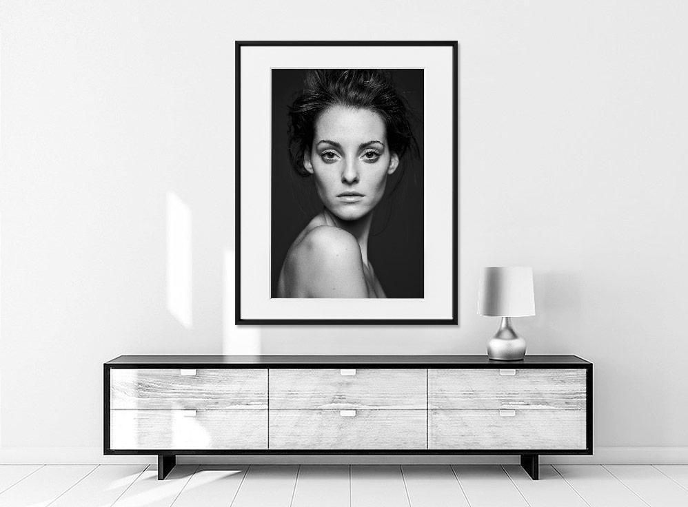 Alexander Osenski-GIA-PORTRAIT-70x100 cm-limited editions-Monochrome Hub-Gallery for Fine Art Photography