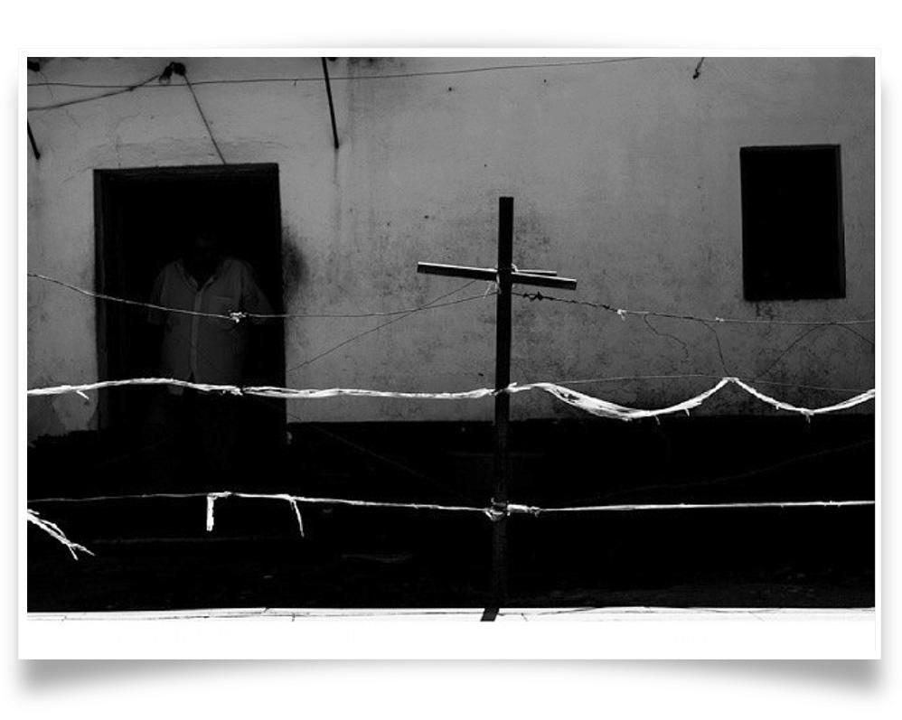 Aníbal Cáceres 'DANG3Rphotos'-SEMBRADO EN LA POBREZA-PRINT ONLY-42x60 cm-limited editions-Monochrome Hub-Gallery for Fine Art Photography