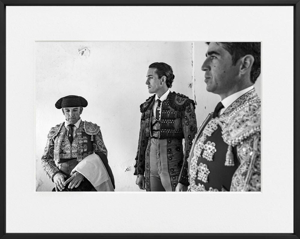 Ivailo Stanev-Álvarez-J.DUQUE-BEFORE THE ARENA-40x50 cm-limited editions-Monochrome Hub-Gallery for Fine Art Photography