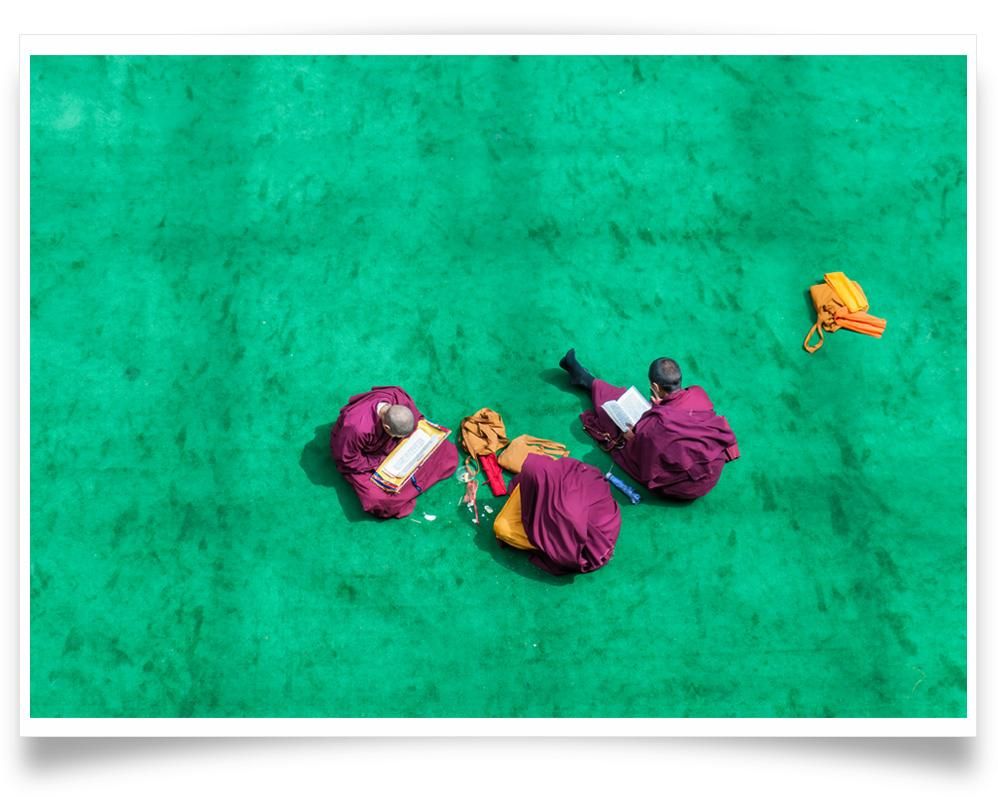 Shinya Itahana-Tibetan Buddhist Nuns-PRINT ONLY-42x60 cm-limited editions-Monochrome Hub-Gallery for Fine Art Photography