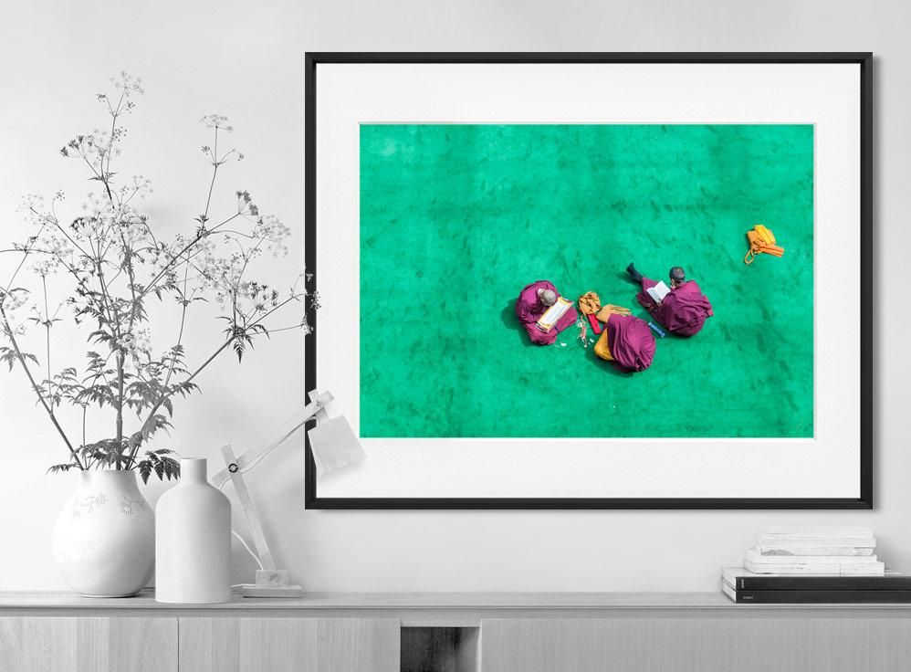 Shinya Itahana-Tibetan Buddhist Nuns-50x70 cm-limited editions-Monochrome Hub-Gallery for Fine Art Photography